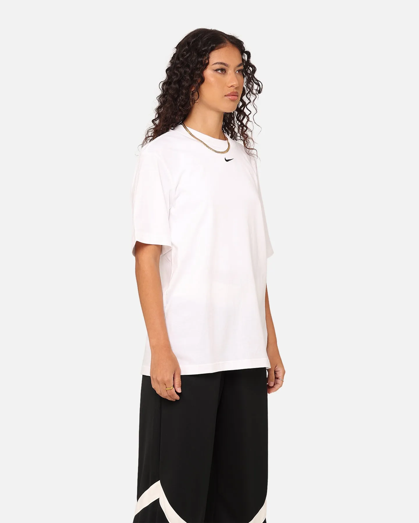 Nike Women's Sportswear Essentials T-Shirt White/Black