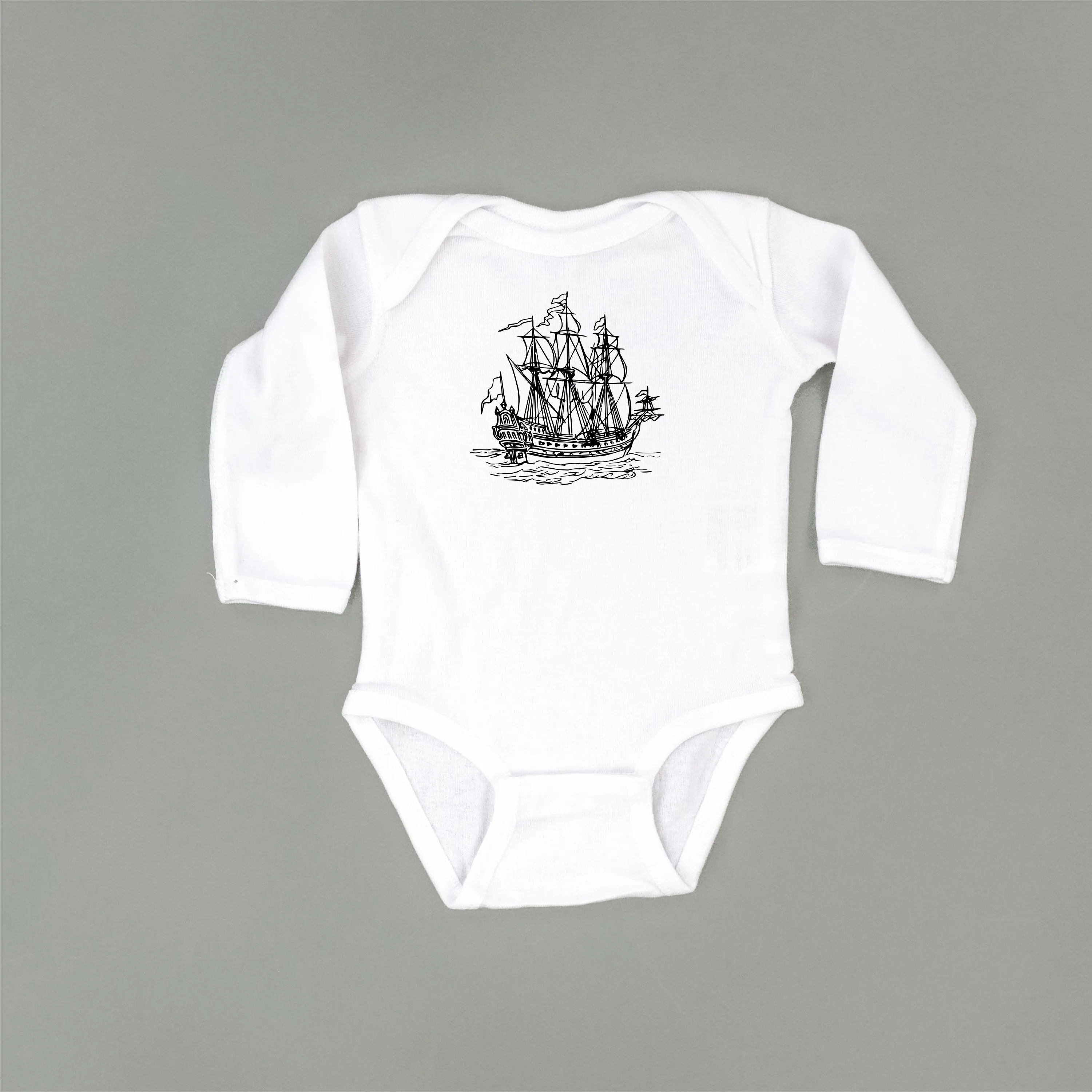 PIRATE SHIP - Minimalist Design - Long Sleeve Child Shirt