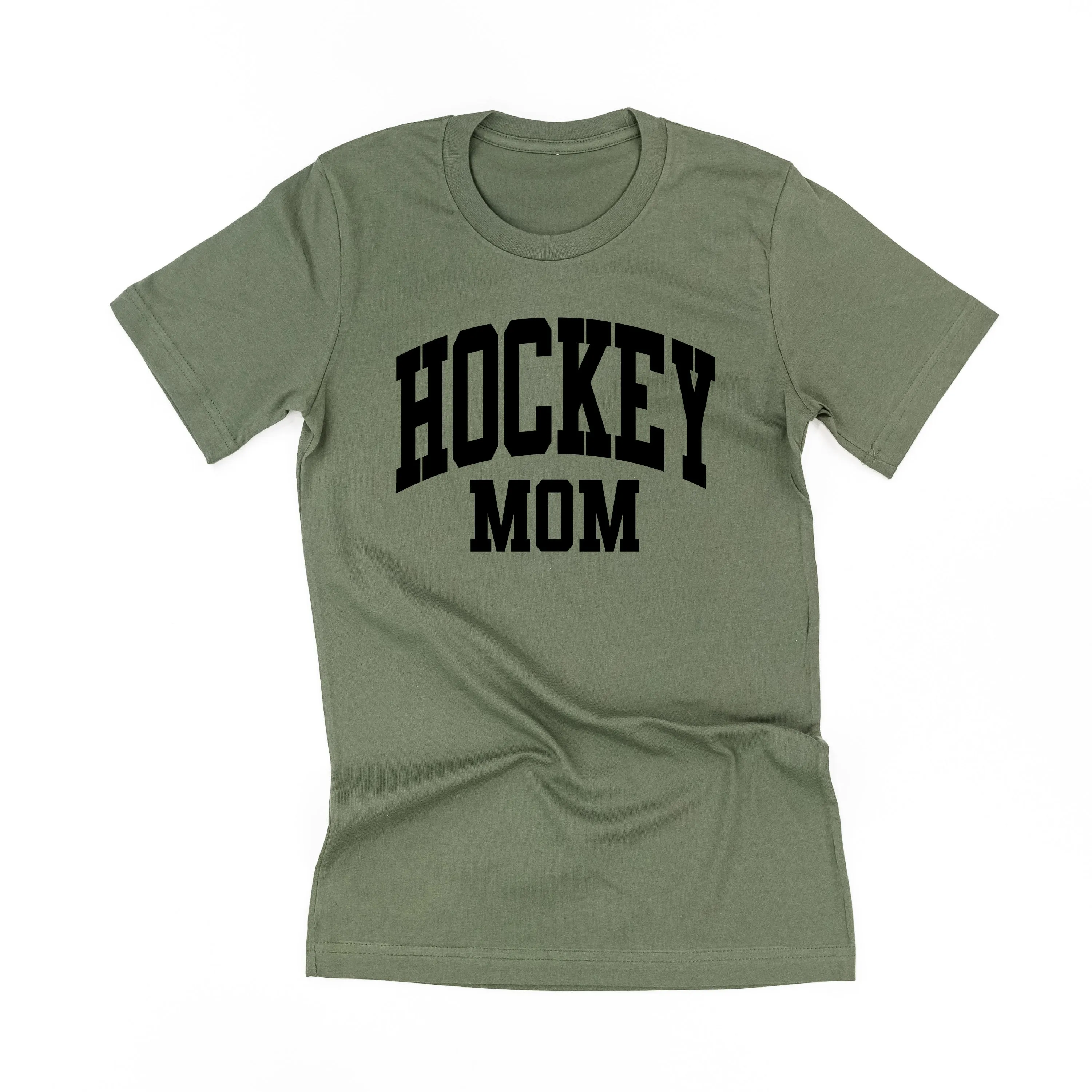 Varsity Style - HOCKEY MOM - Unisex Tee